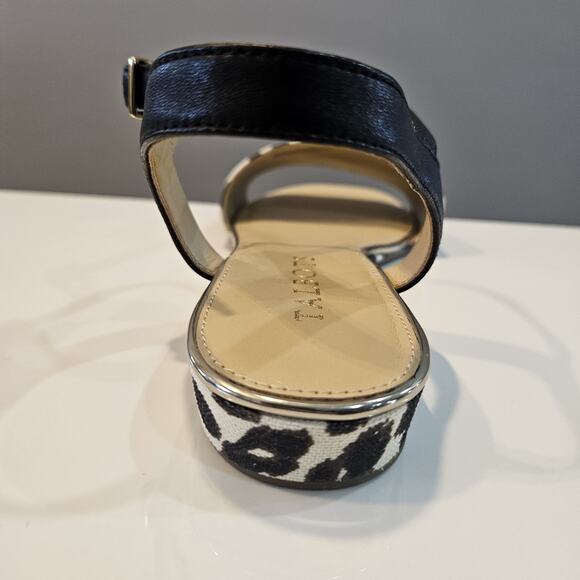 Talbots Ankle Adjustable Strap Animal Print Size 8.5M Open Toe Flat Sandals - Picture 6 of 9